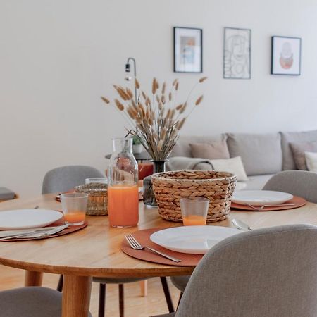 Virtudes Flat W/ Ac & Balcony By Lovelystay Porto Exterior foto